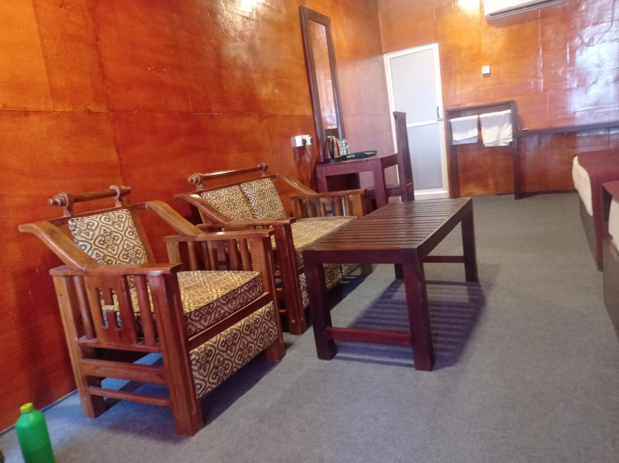 Golden Beach Cottages ตรินโคมาลี ภายนอก รูปภาพ