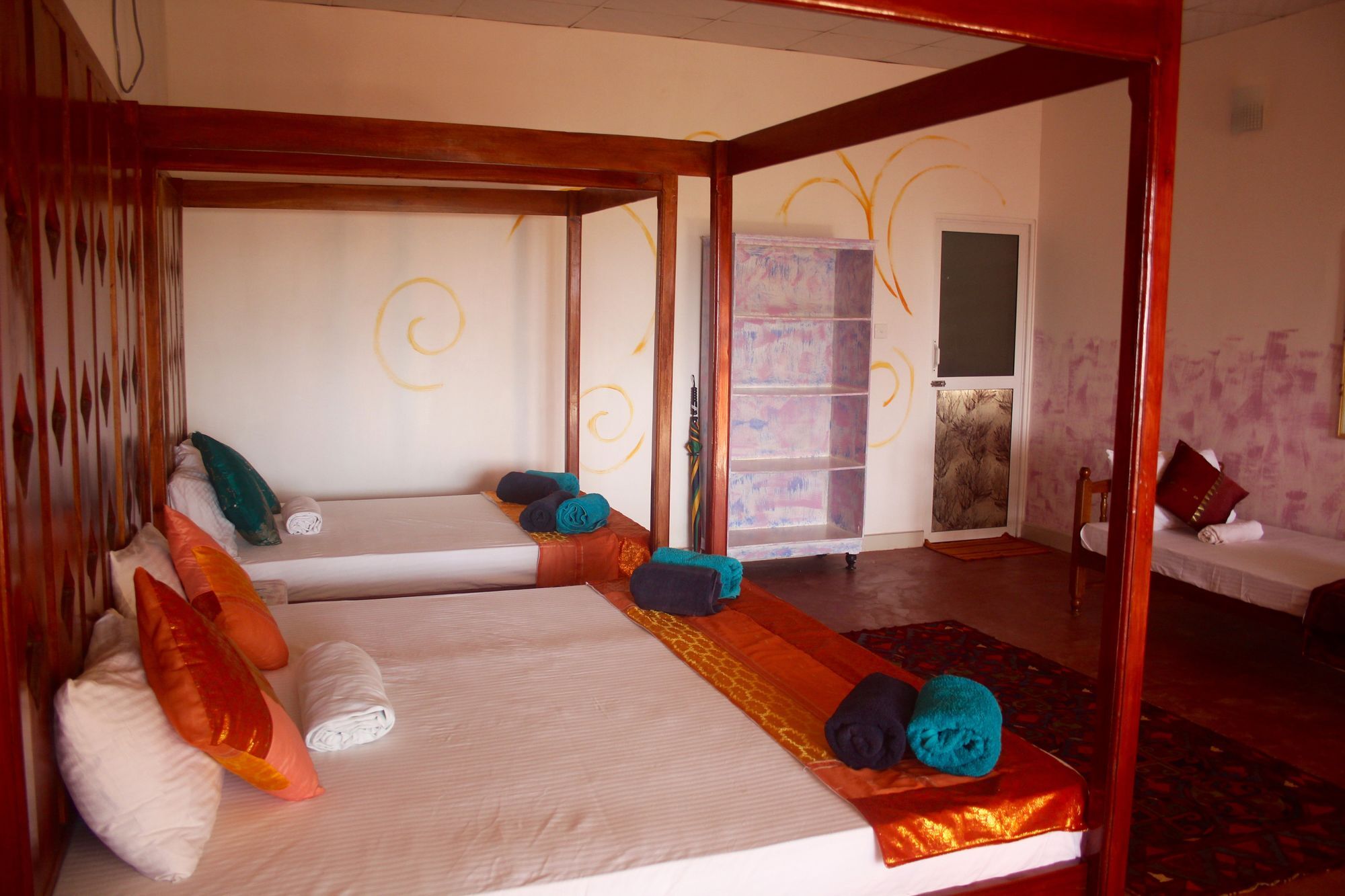 Golden Beach Cottages ตรินโคมาลี ภายนอก รูปภาพ